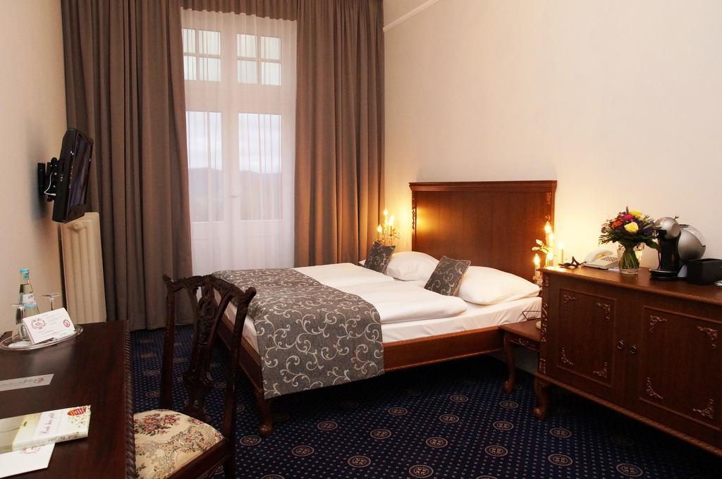 Schloss Hotel Wolfsbrunnen Schwebda Ngoại thất bức ảnh