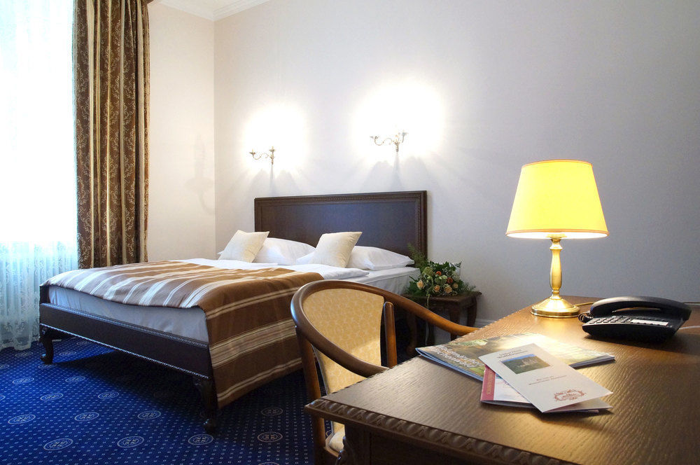 Schloss Hotel Wolfsbrunnen Schwebda Ngoại thất bức ảnh