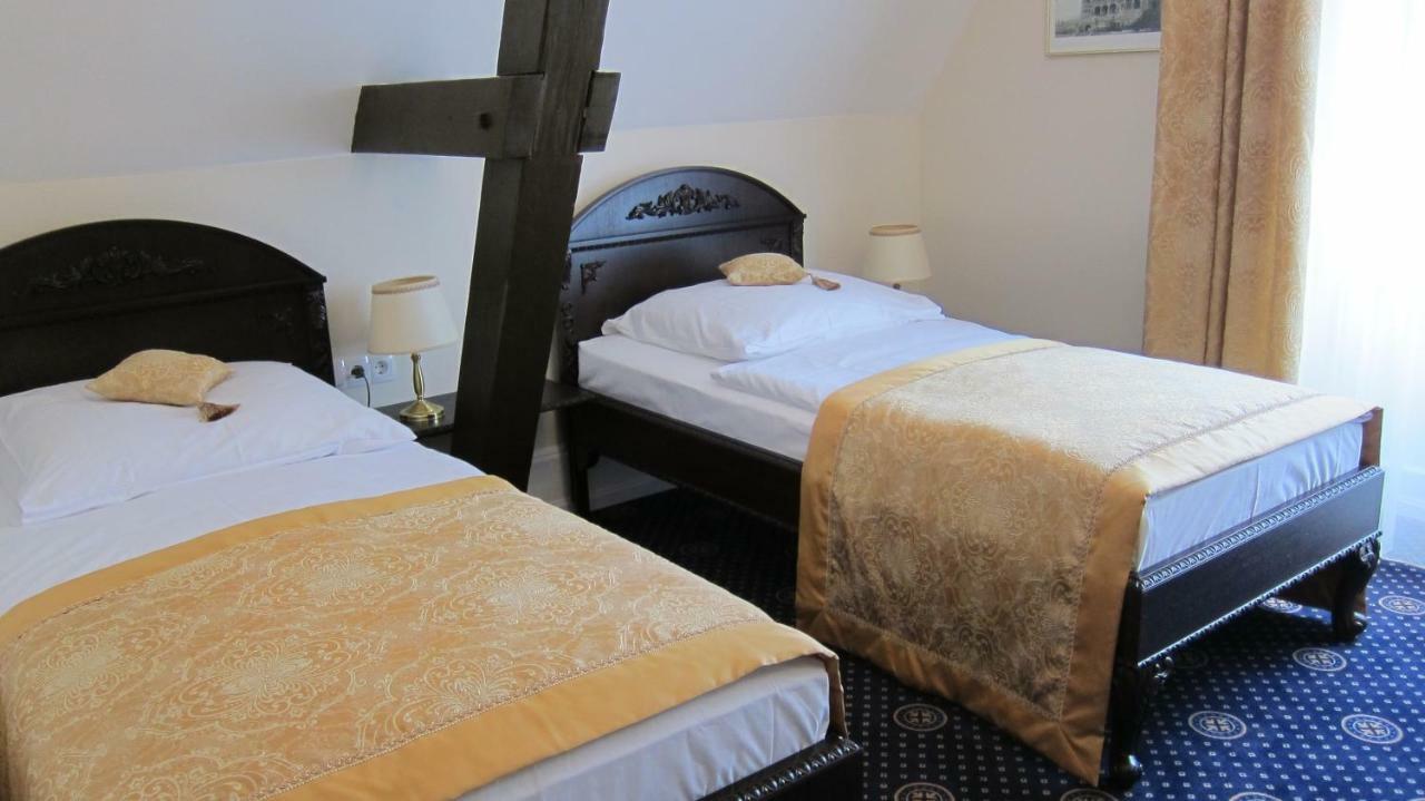 Schloss Hotel Wolfsbrunnen Schwebda Phòng bức ảnh